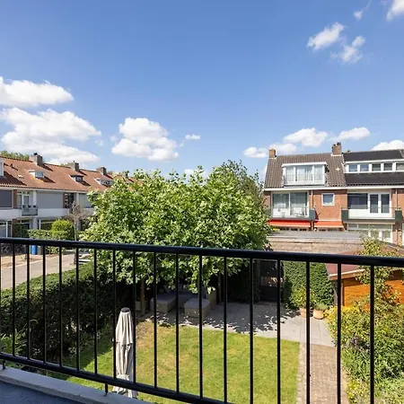 Cozy Family House In *