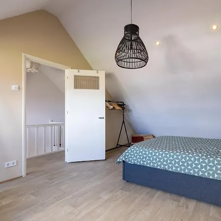 Villa Cozy Family House In *