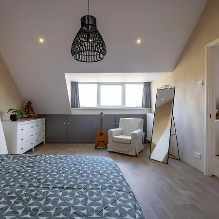 Cozy Family House In 别墅