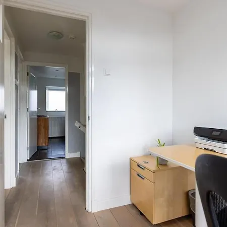 Cozy Family House In Вилла Роттердам