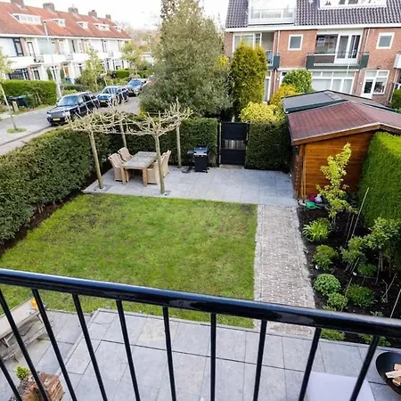 别墅 Cozy Family House In *