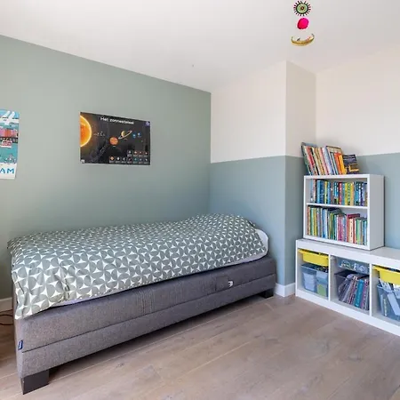 Cozy Family House In * Роттердам