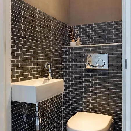 Cozy Family House In