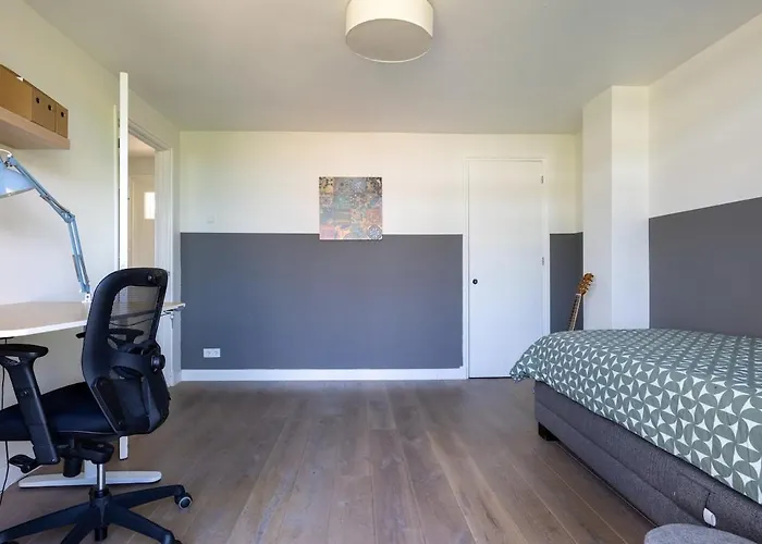 Cozy Family House In Rotterdam