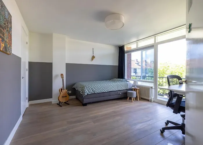 Cozy Family House In Villa