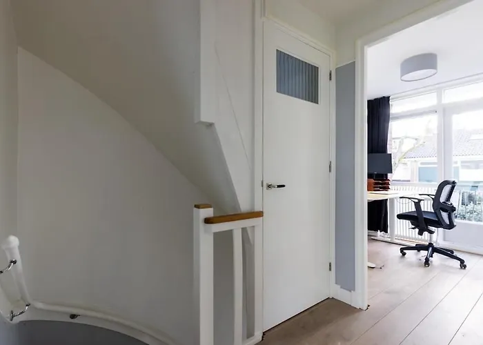 Cozy Family House In *