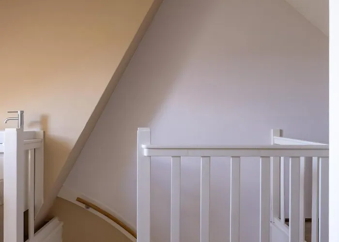 Cozy Family House In Villa *